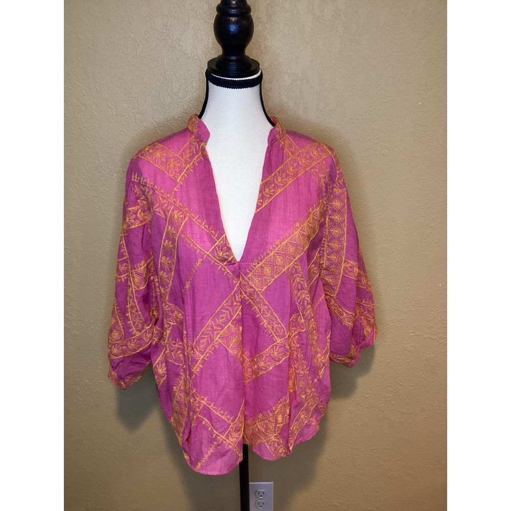 ivy jane Pink Blouse with Gold Geometric Print
